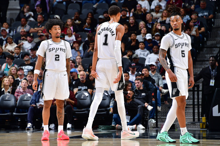 撤步三分 撤步三分