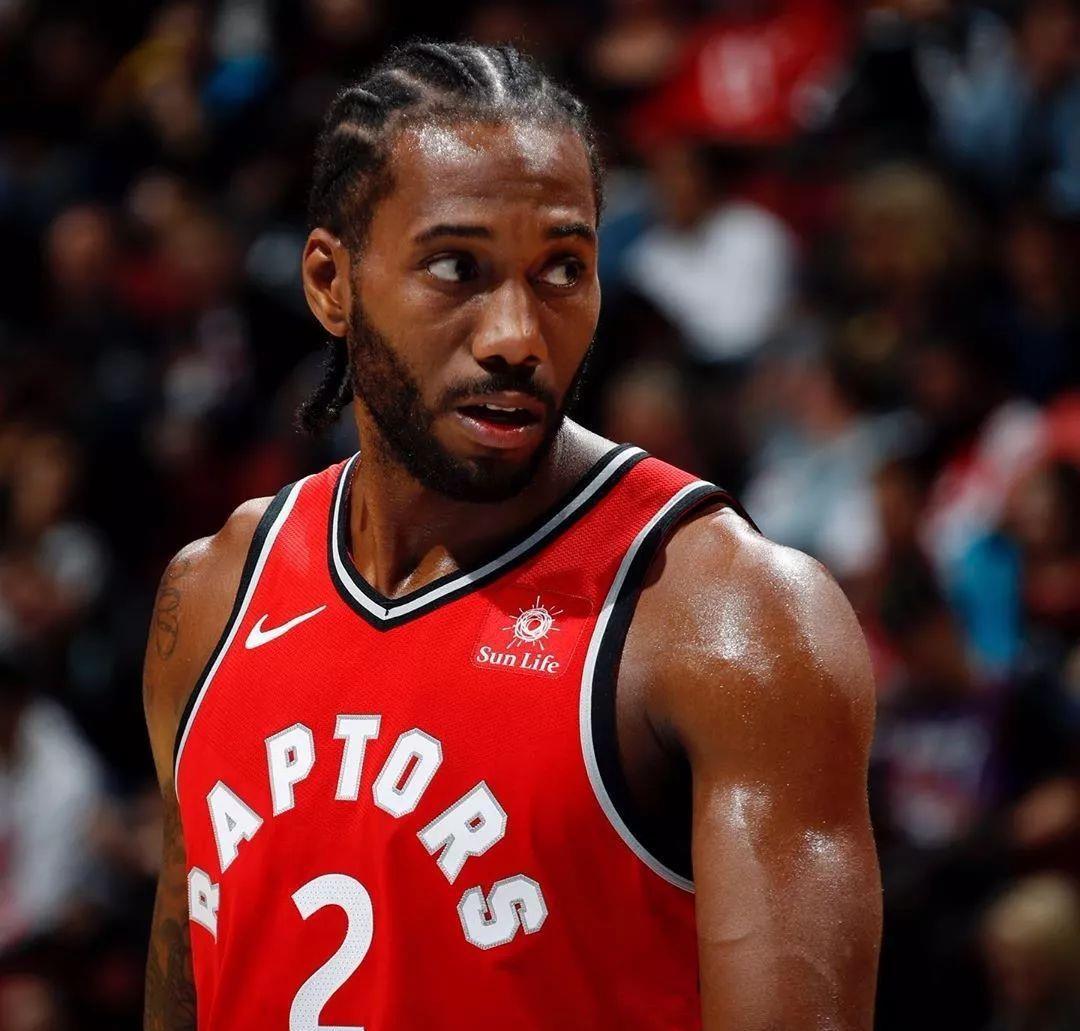 路与比赛洞 路与比赛洞