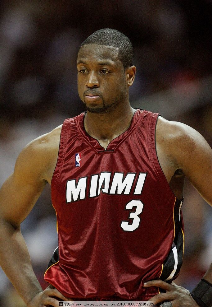 他靠一张冷 他靠一张冷