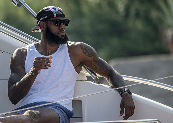 更频繁的极 更频繁的极